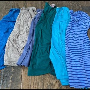 Size small maternity t-shirts